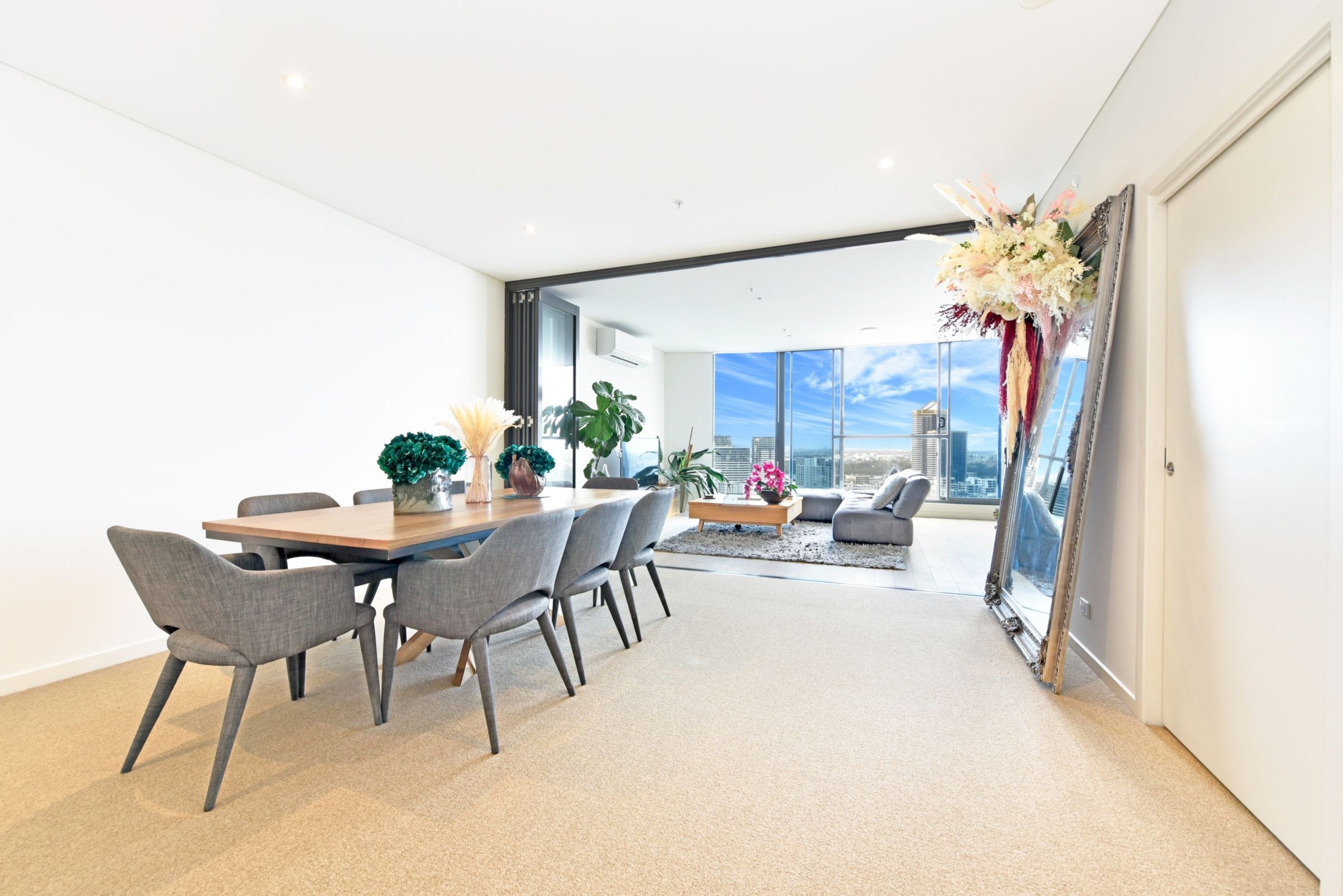 2303/11 Wentworth Place, Wentworth Point Sold by Chidiac Realty - image 4