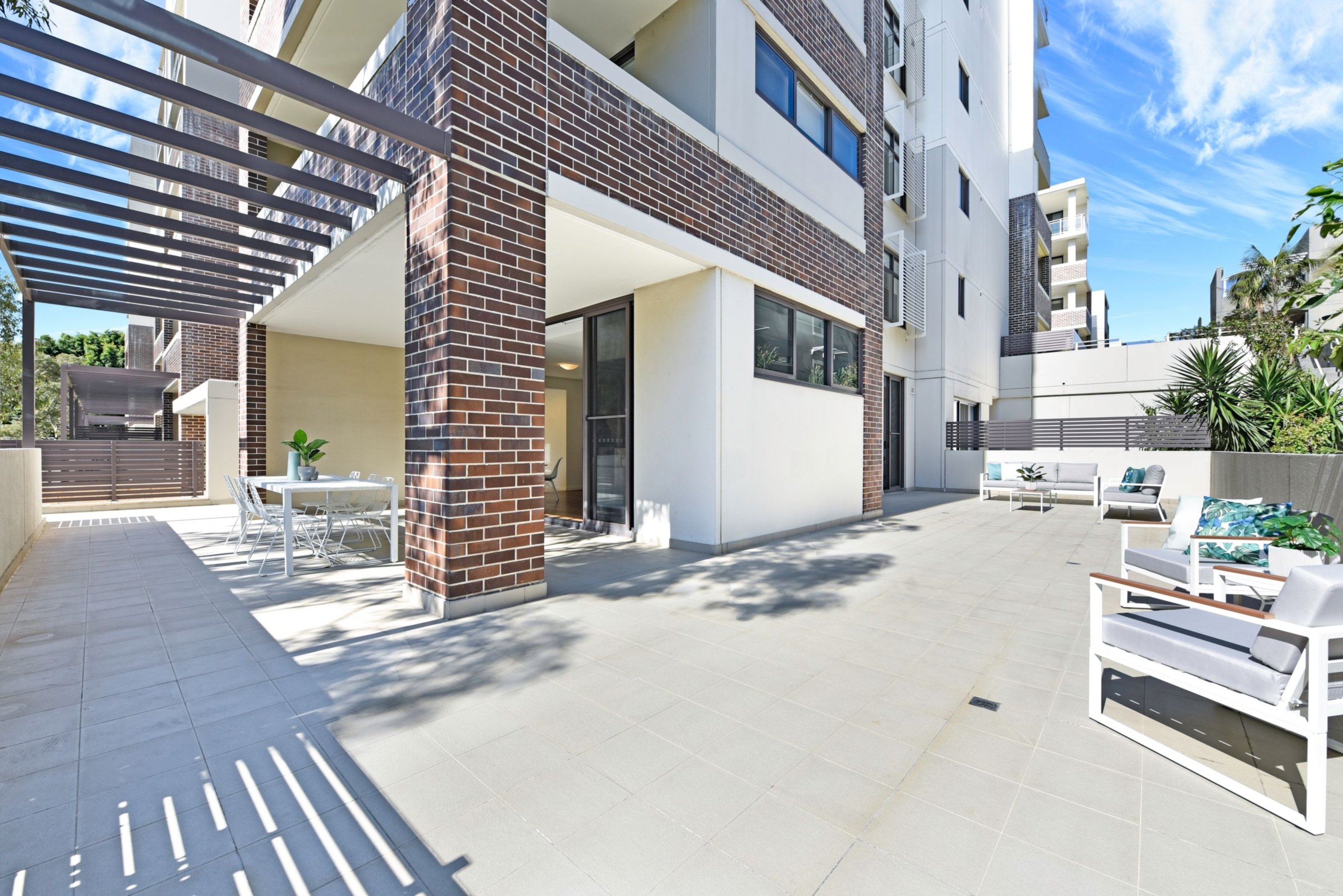 101/25 Hill Road, Wentworth Point Sold by Chidiac Realty - image 1