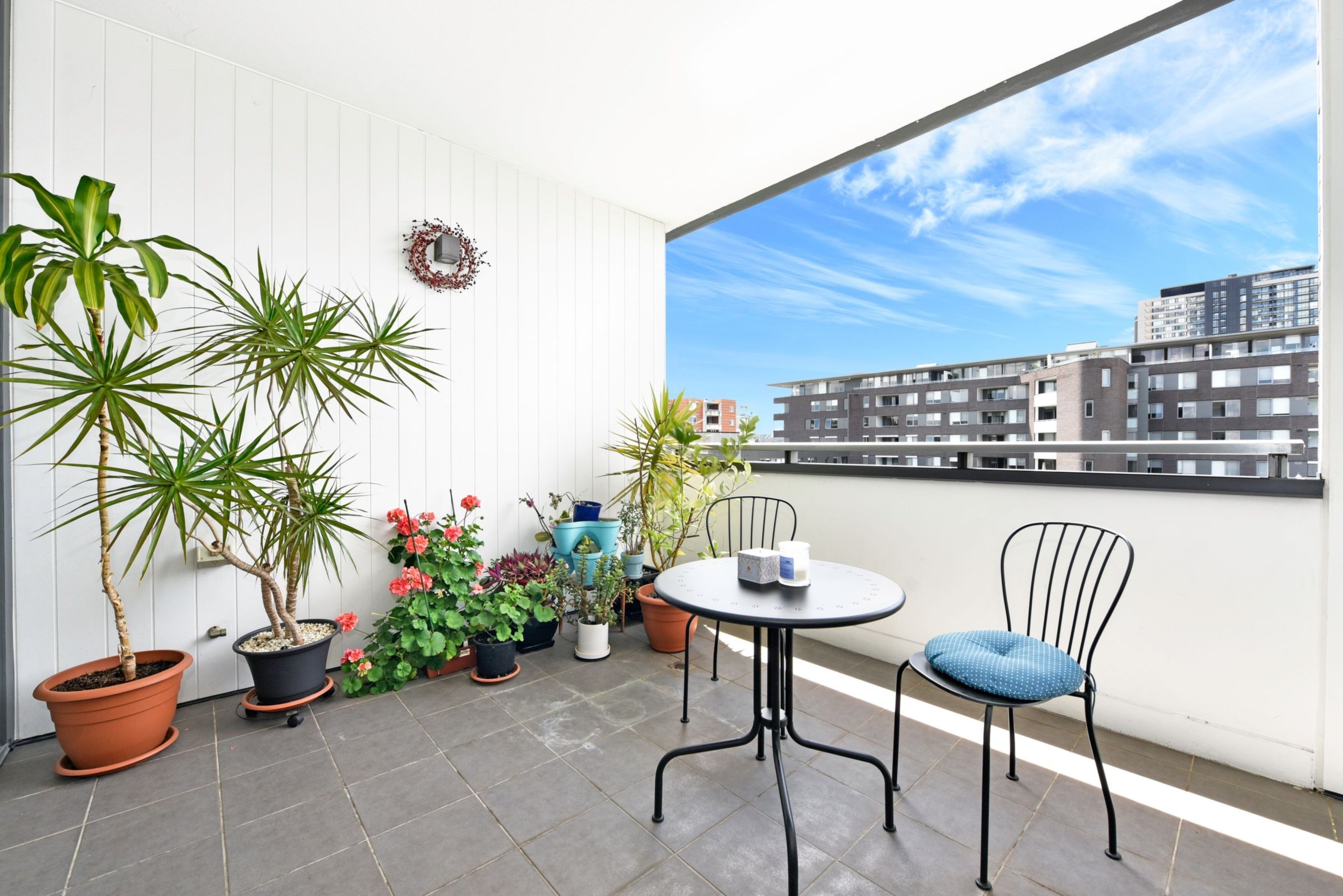 512/19 Baywater Drive, Wentworth Point Sold by Chidiac Realty - image 2